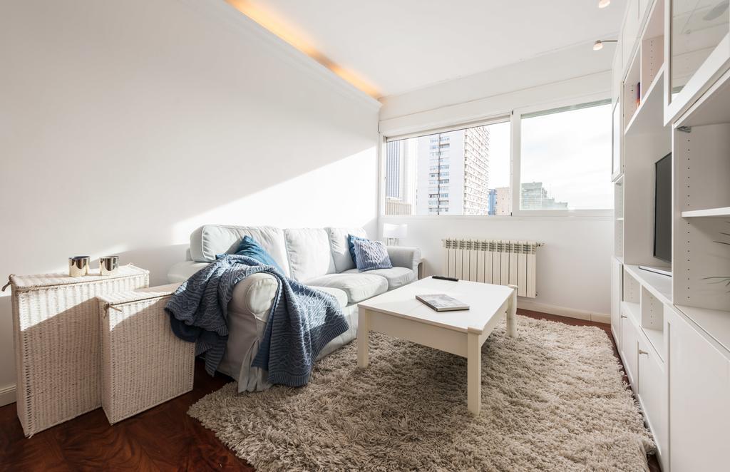 General Peron Picasso Appartement Madrid Buitenkant foto