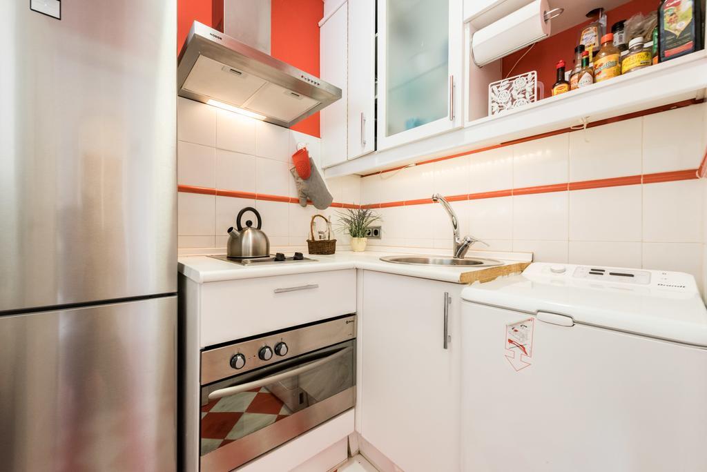 General Peron Picasso Appartement Madrid Buitenkant foto