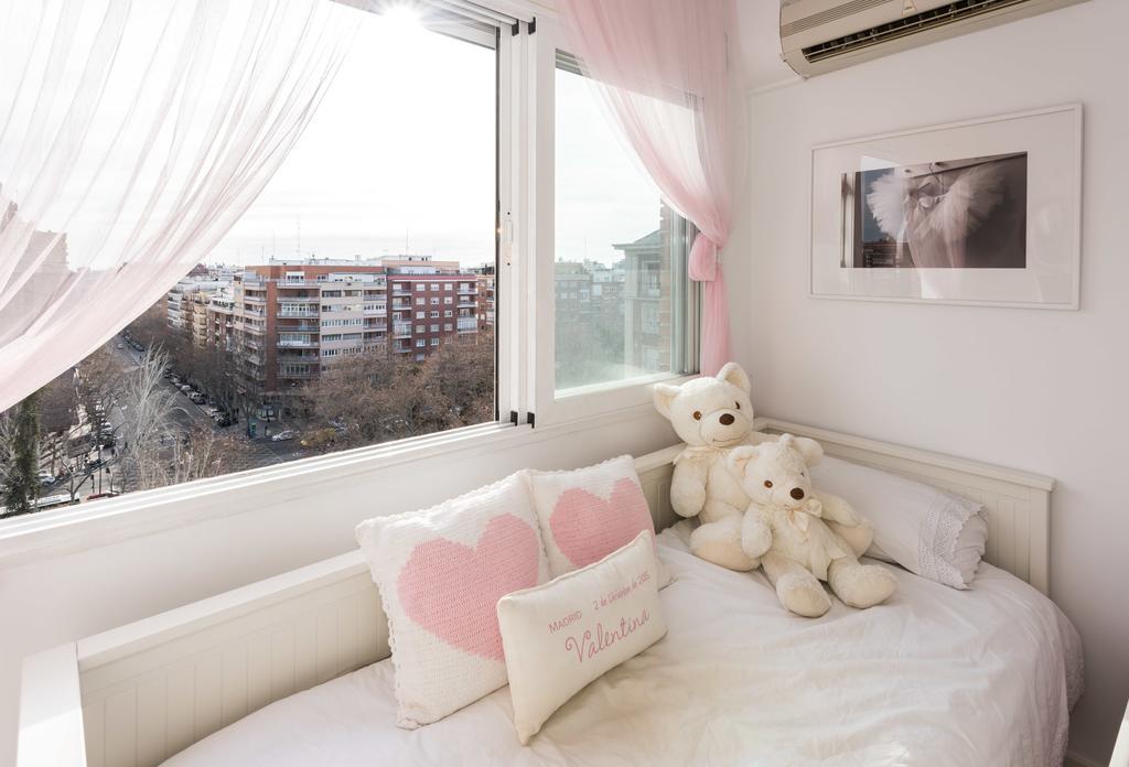 General Peron Picasso Appartement Madrid Buitenkant foto