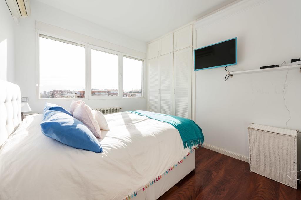 General Peron Picasso Appartement Madrid Buitenkant foto