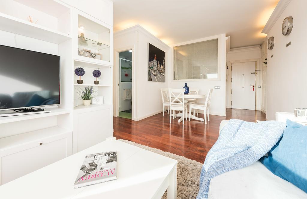 General Peron Picasso Appartement Madrid Buitenkant foto