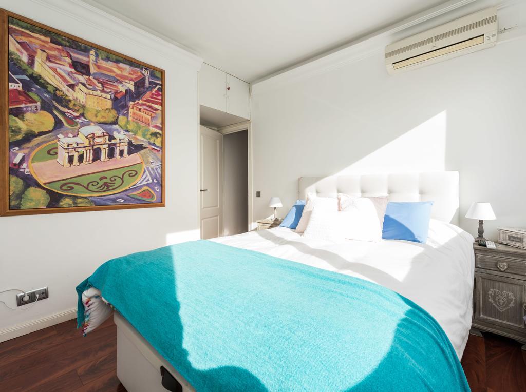 General Peron Picasso Appartement Madrid Buitenkant foto